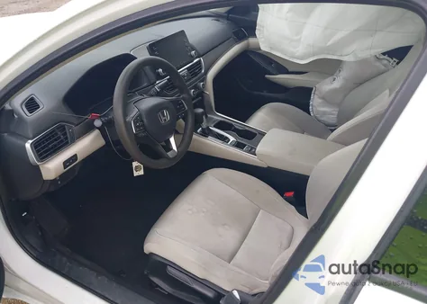 2018 Honda Accord Lx z USA, uszkodzony, nr VIN 1HGCV1F1XJA018443